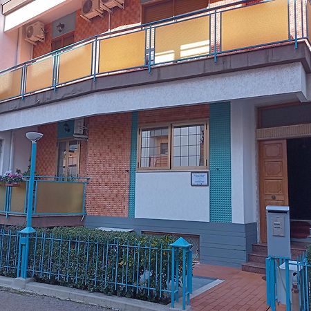 Divenere Carbonara - Locazione Turistica Apartment Bari Exterior foto